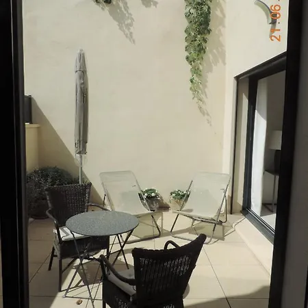 Comme Chez Soi *